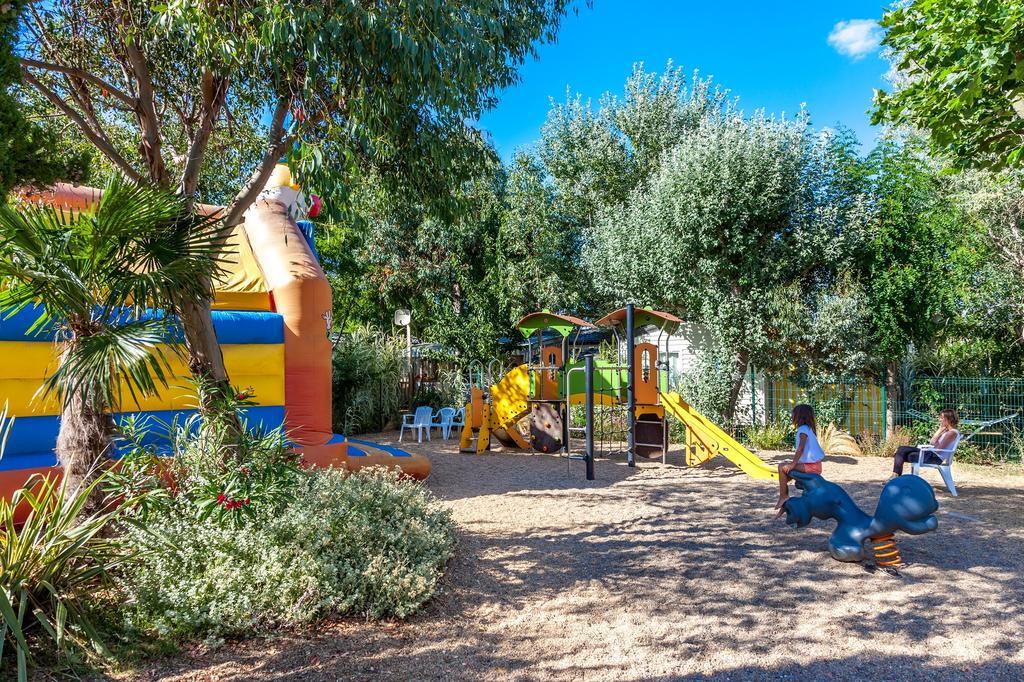 Camping Antioche D'Oleron La Bree-les-Bains Exterior photo